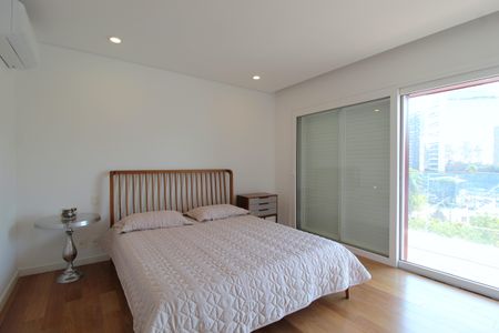 Apartamento à venda com 90m², 1 quarto e 2 vagasSuíte