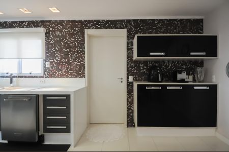 Apartamento à venda com 147m², 3 quartos e 2 vagasCozinha - Armários