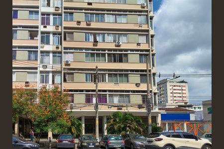 Apartamento para alugar com 68m², 2 quartos e sem vaga Apartamento para alugar com 68m², 2 quartos e sem vagaFachada e portaria