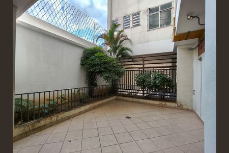 Apartamento para alugar com 68m², 2 quartos e sem vaga Apartamento para alugar com 68m², 2 quartos e sem vagaÁrea comum - Playground
