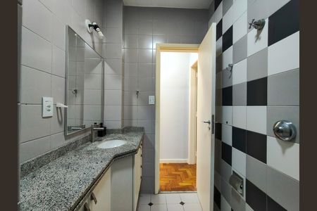 Apartamento para alugar com 68m², 2 quartos e sem vaga Apartamento para alugar com 68m², 2 quartos e sem vagaBanheiro Corredor