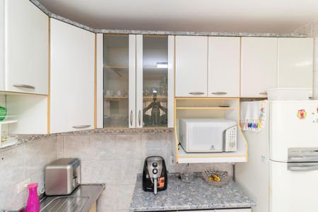 Casa à venda com 150m², 4 quartos e 3 vagas Casa à venda com 150m², 4 quartos e 3 vagasCasa 01 - Cozinha