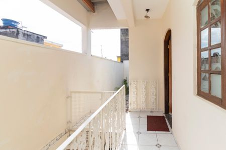 Casa à venda com 150m², 4 quartos e 3 vagas Casa à venda com 150m², 4 quartos e 3 vagasCasa 01 - Área de Entrada