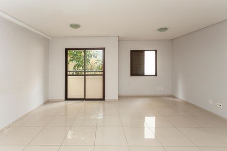Apartamento para alugar com 62m², 2 quartos e 1 vagaSala