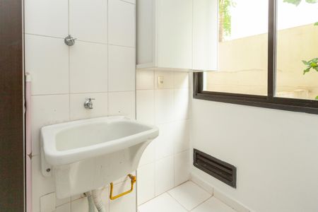 Apartamento para alugar com 62m², 2 quartos e 1 vagaÁrea de Serviço