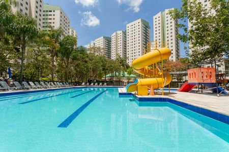Apartamento para alugar com 62m², 2 quartos e 1 vagaÁrea comum - Piscina