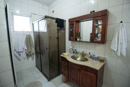 Casa à venda com 230m², 2 quartos e 5 vagas Casa à venda com 230m², 2 quartos e 5 vagasBanheiro