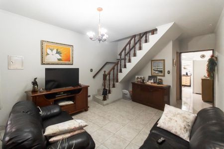 Casa para alugar com 350m², 3 quartos e 2 vagasSala