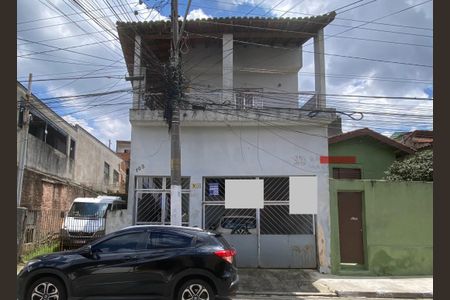 Casa para alugar com 350m², 3 quartos e 2 vagasFachada + placa 