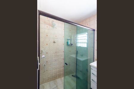 Casa à venda com 100m², 3 quartos e 3 vagas Casa à venda com 100m², 3 quartos e 3 vagasBanheiro