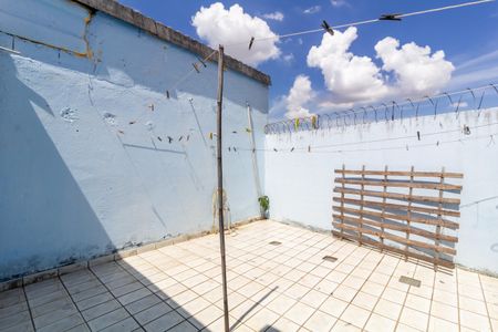 Casa à venda com 100m², 3 quartos e 3 vagas Casa à venda com 100m², 3 quartos e 3 vagasÁrea Externa