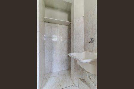 Studio para alugar com 30m², 1 quarto e sem vaga Studio para alugar com 30m², 1 quarto e sem vagaBanheiro