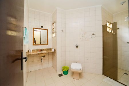 Casa à venda com 189m², 4 quartos e 1 vaga Casa à venda com 189m², 4 quartos e 1 vagaBanheiro 1