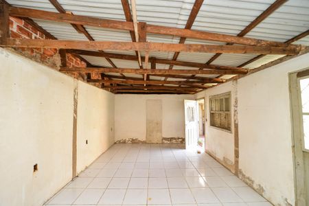 Casa à venda com 189m², 4 quartos e 1 vaga Casa à venda com 189m², 4 quartos e 1 vagaCasa dos fundos