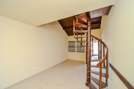 Casa à venda com 189m², 4 quartos e 1 vaga Casa à venda com 189m², 4 quartos e 1 vagaSala