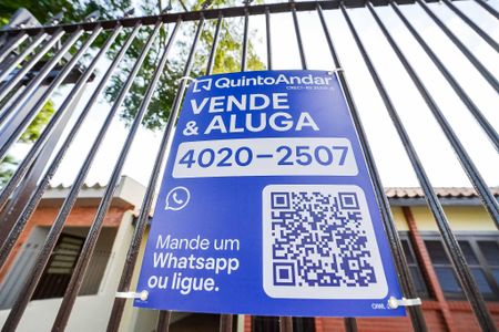 Casa à venda com 189m², 4 quartos e 1 vaga Casa à venda com 189m², 4 quartos e 1 vagaPlaquinha