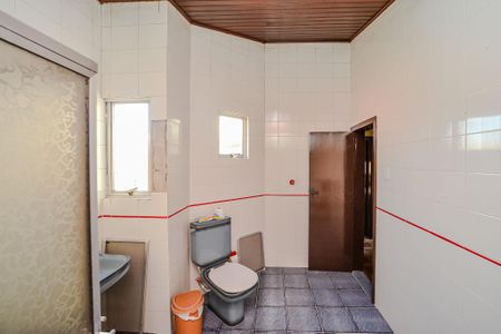 Casa à venda com 189m², 4 quartos e 1 vaga Casa à venda com 189m², 4 quartos e 1 vagaBanheiro 2