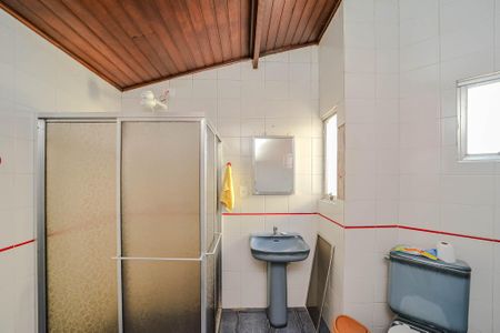 Casa à venda com 189m², 4 quartos e 1 vaga Casa à venda com 189m², 4 quartos e 1 vagaBanheiro 2