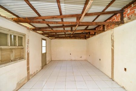 Casa à venda com 189m², 4 quartos e 1 vaga Casa à venda com 189m², 4 quartos e 1 vagaCasa dos fundos