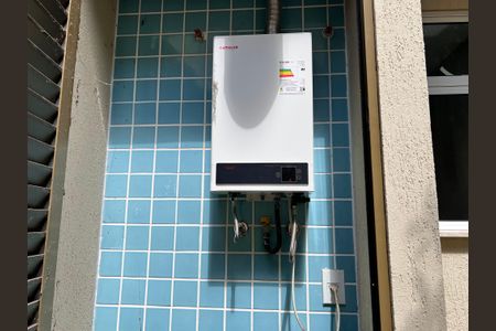 Casa de condomínio à venda com 210m², 3 quartos e 2 vagasAquecedor