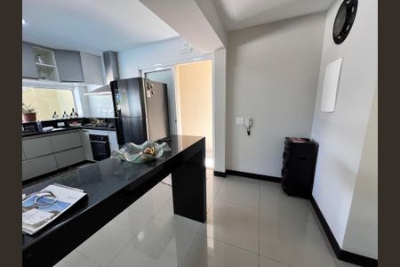 Casa de condomínio à venda com 210m², 3 quartos e 2 vagasCozinha