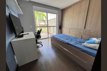 Casa de condomínio à venda com 210m², 3 quartos e 2 vagasQuarto 01