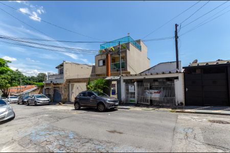 Casa para alugar com 50m², 1 quarto e sem vaga Casa para alugar com 50m², 1 quarto e sem vagaFachada