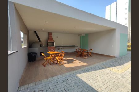 Apartamento para alugar com 44m², 2 quartos e 1 vagaÁrea comum - Churrasqueira