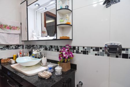 Apartamento para alugar com 183m², 3 quartos e 1 vaga Apartamento para alugar com 183m², 3 quartos e 1 vagaBanheiro