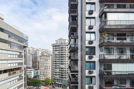 Apartamento para alugar com 183m², 3 quartos e 1 vaga Apartamento para alugar com 183m², 3 quartos e 1 vagaQuarto 3