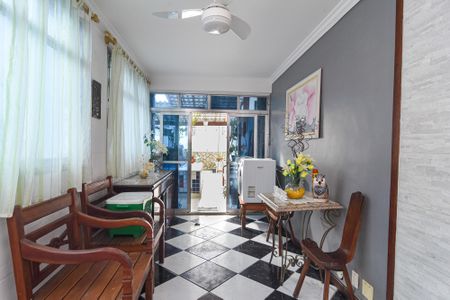 Apartamento para alugar com 183m², 3 quartos e 1 vaga Apartamento para alugar com 183m², 3 quartos e 1 vagaCobertura