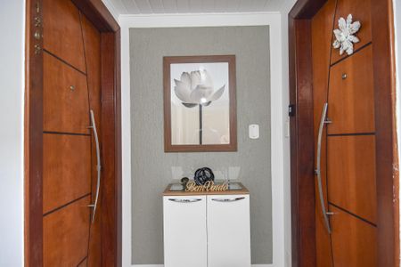 Apartamento para alugar com 183m², 3 quartos e 1 vaga Apartamento para alugar com 183m², 3 quartos e 1 vagaEntrada