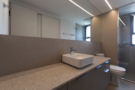 Apartamento para alugar com 67m², 2 quartos e 2 vagasBanheiro 2