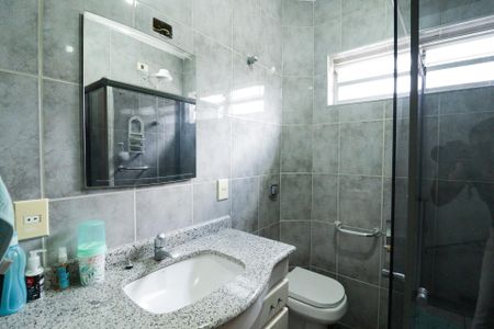 Casa à venda com 117m², 2 quartos e 3 vagas Casa à venda com 117m², 2 quartos e 3 vagasBanheiro 1