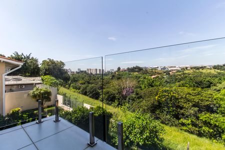 Casa de condomínio à venda com 488m², 4 quartos e 5 vagas Casa de condomínio à venda com 488m², 4 quartos e 5 vagasVaranda