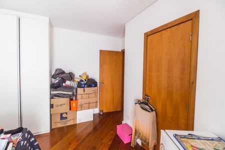 Casa de condomínio à venda com 488m², 4 quartos e 5 vagas Casa de condomínio à venda com 488m², 4 quartos e 5 vagasSuíte 3