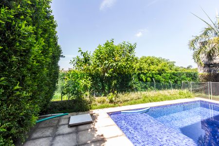 Casa de condomínio à venda com 488m², 4 quartos e 5 vagas Casa de condomínio à venda com 488m², 4 quartos e 5 vagasPiscina