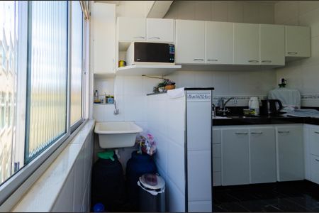 Apartamento à venda com 105m², 3 quartos e 1 vagaÁrea de serviço