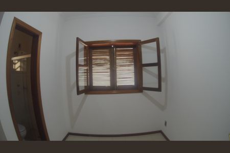 Casa à venda com 652m², 5 quartos e 5 vagasÁrea de Serviço