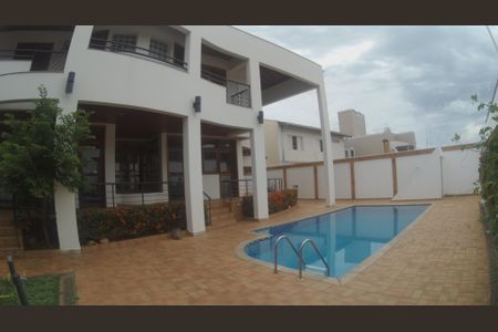Casa à venda com 652m², 5 quartos e 5 vagasÁrea externa