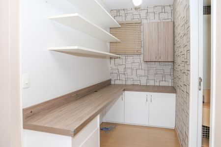Apartamento à venda com 127m², 3 quartos e 2 vagasEscritório