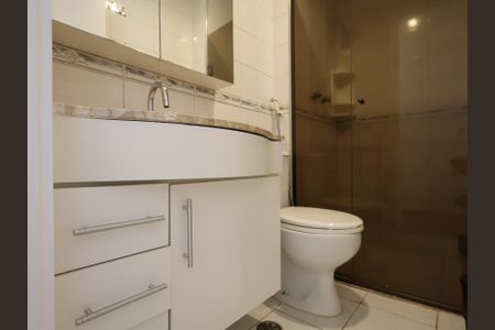 Apartamento à venda com 74m², 3 quartos e 2 vagasBanheiro