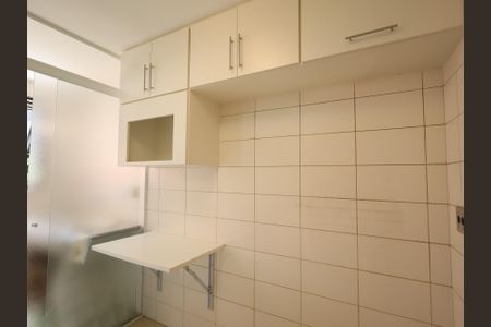 Apartamento à venda com 74m², 3 quartos e 2 vagasCozinha - Armários