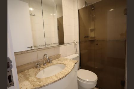 Apartamento à venda com 74m², 3 quartos e 2 vagasBanheiro