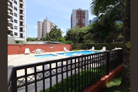 Apartamento à venda com 74m², 3 quartos e 2 vagasÁrea comum - Piscina