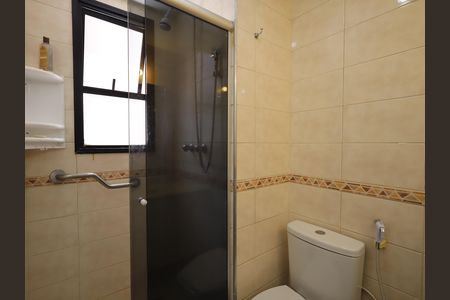 Apartamento à venda com 74m², 3 quartos e 2 vagasBanheiro da Suíte