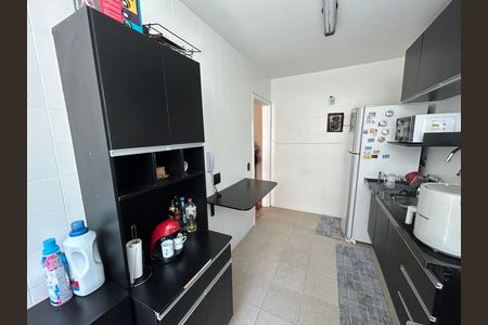Apartamento para alugar com 65m², 2 quartos e 1 vagaCozinha