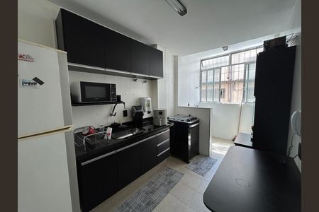 Apartamento para alugar com 65m², 2 quartos e 1 vagaCozinha