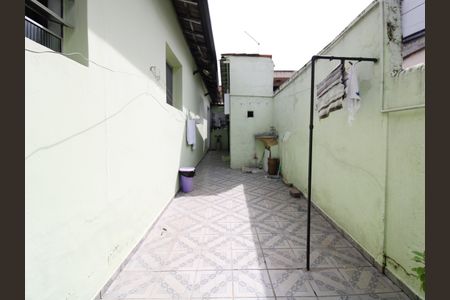 Casa à venda com 107m², 2 quartos e sem vagaQuintal