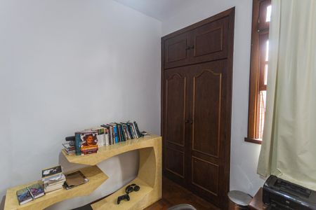 Apartamento à venda com 185m², 4 quartos e 2 vagasQuarto 3